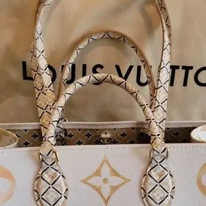Louis Vuitton | Bags | Louis Vuitton Onthego Mm Pastel Tote